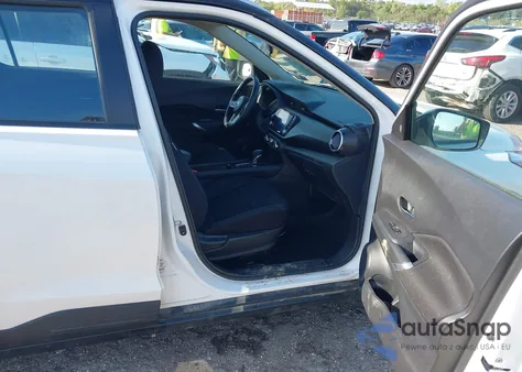 2023 Nissan Kicks Sv Xtronic Cvt из США, поврежденный, VIN 3N1CP5CV0PL522334